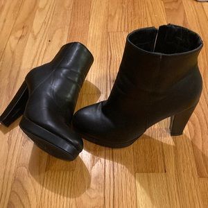 Bamboo 4in heel black boots, sz 10